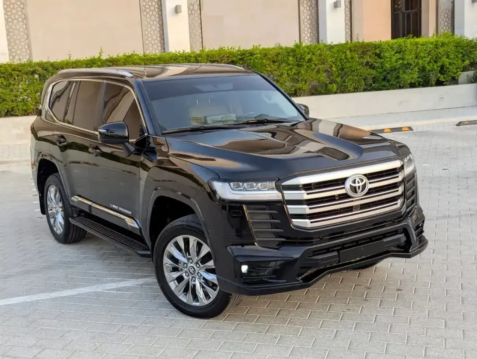 Toyota Land Cruiser GXR 2023
