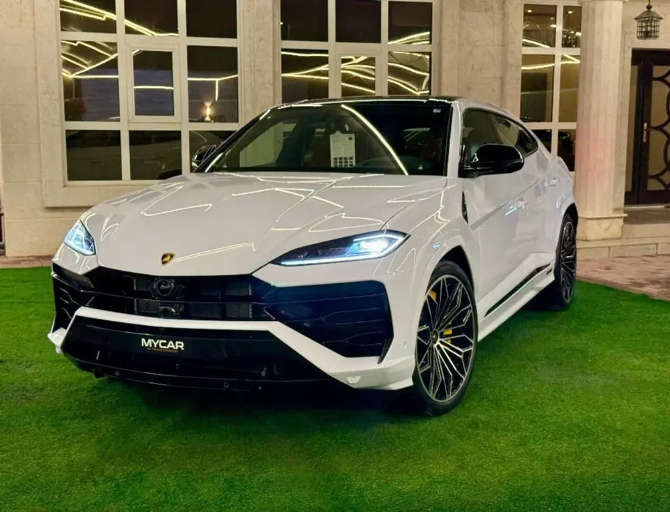 Lamborghini Urus SE 2026