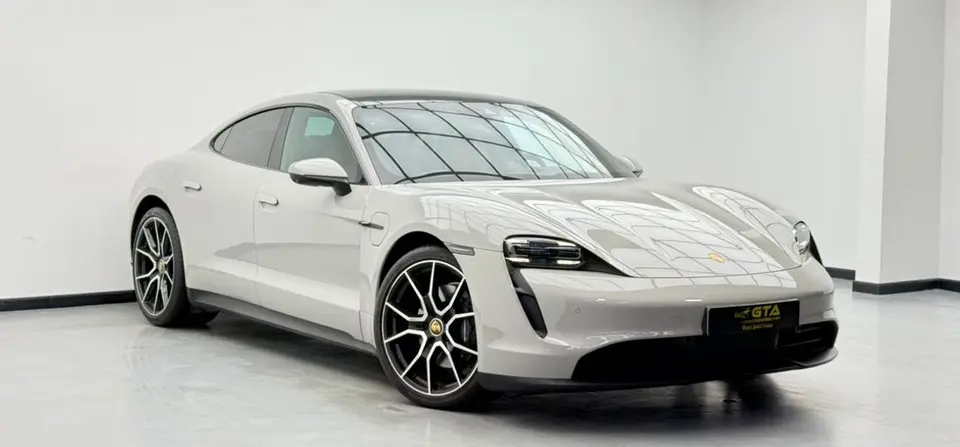 Porsche Taycan GTS 2024