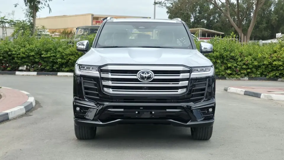 Toyota Land Cruiser VXR 2026