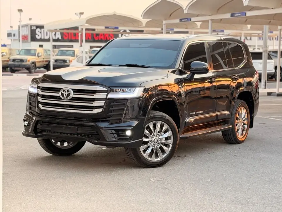 Toyota Land Cruiser VXR 2022