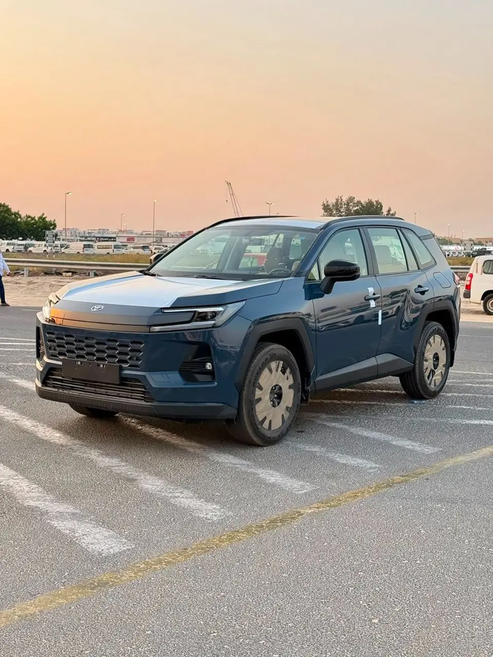 Toyota RAV4 XLE 2026
