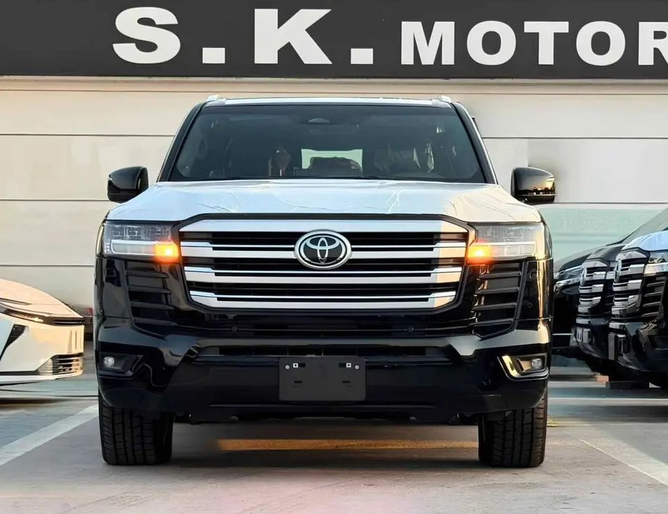 Toyota Land Cruiser GXR 2026
