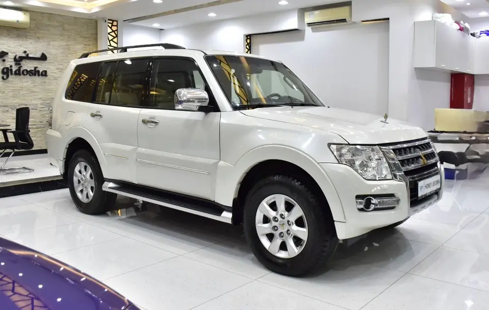 Mitsubishi Pajero GLS H/L ROCKFORD PLATINUM 2020