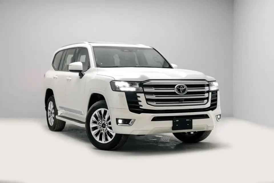 Toyota Land Cruiser GXR 2026