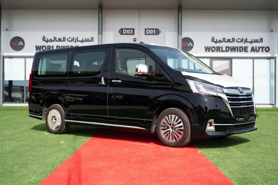 Toyota Granvia PREMIUM 2026