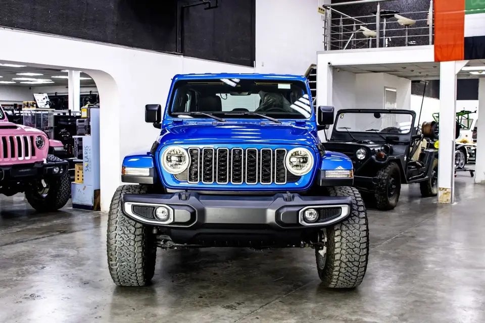 Jeep Wrangler SAHARA 2024