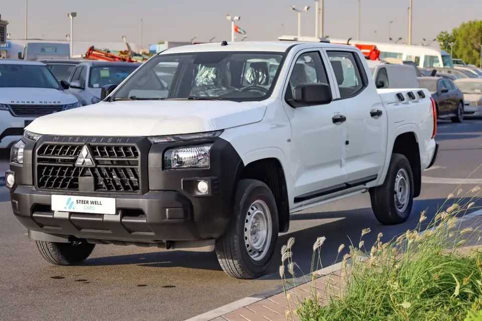 Mitsubishi L200 GL PETROL 2027
