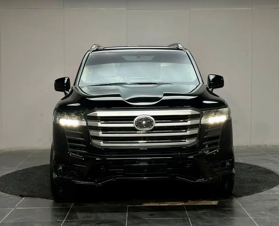 Toyota Land Cruiser GXR 2022