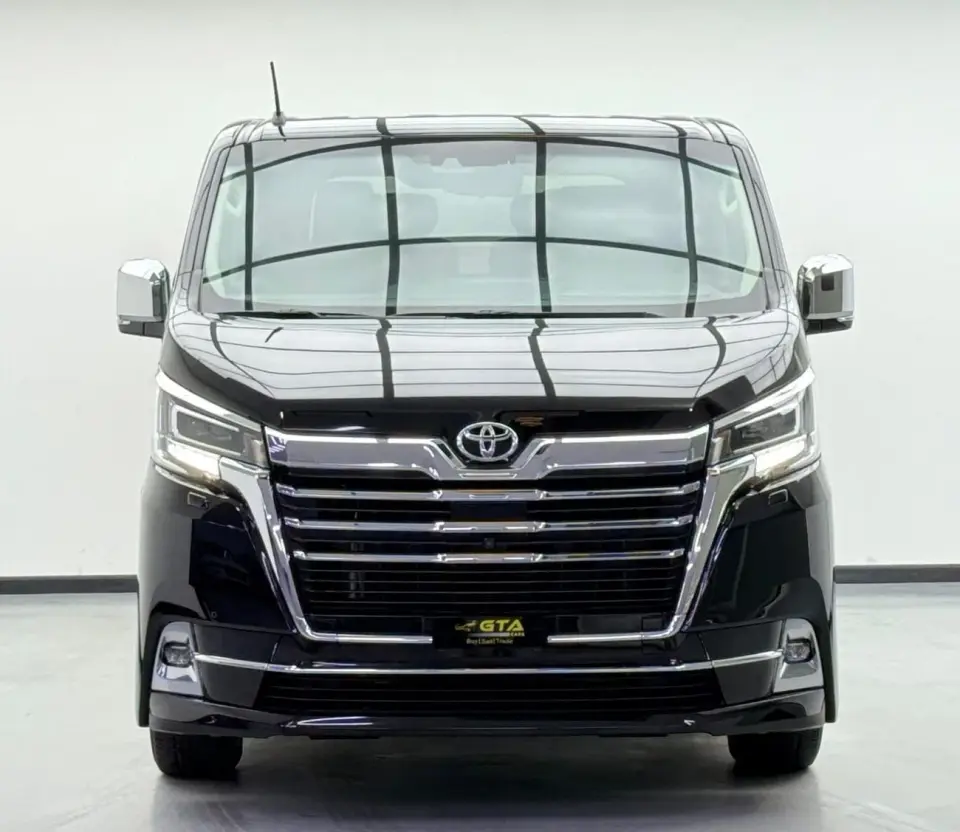 Toyota Granvia PREMIUM 2023