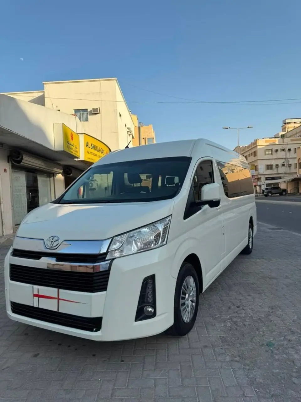 Toyota Hiace DLS - STANDARD ROOF 2023